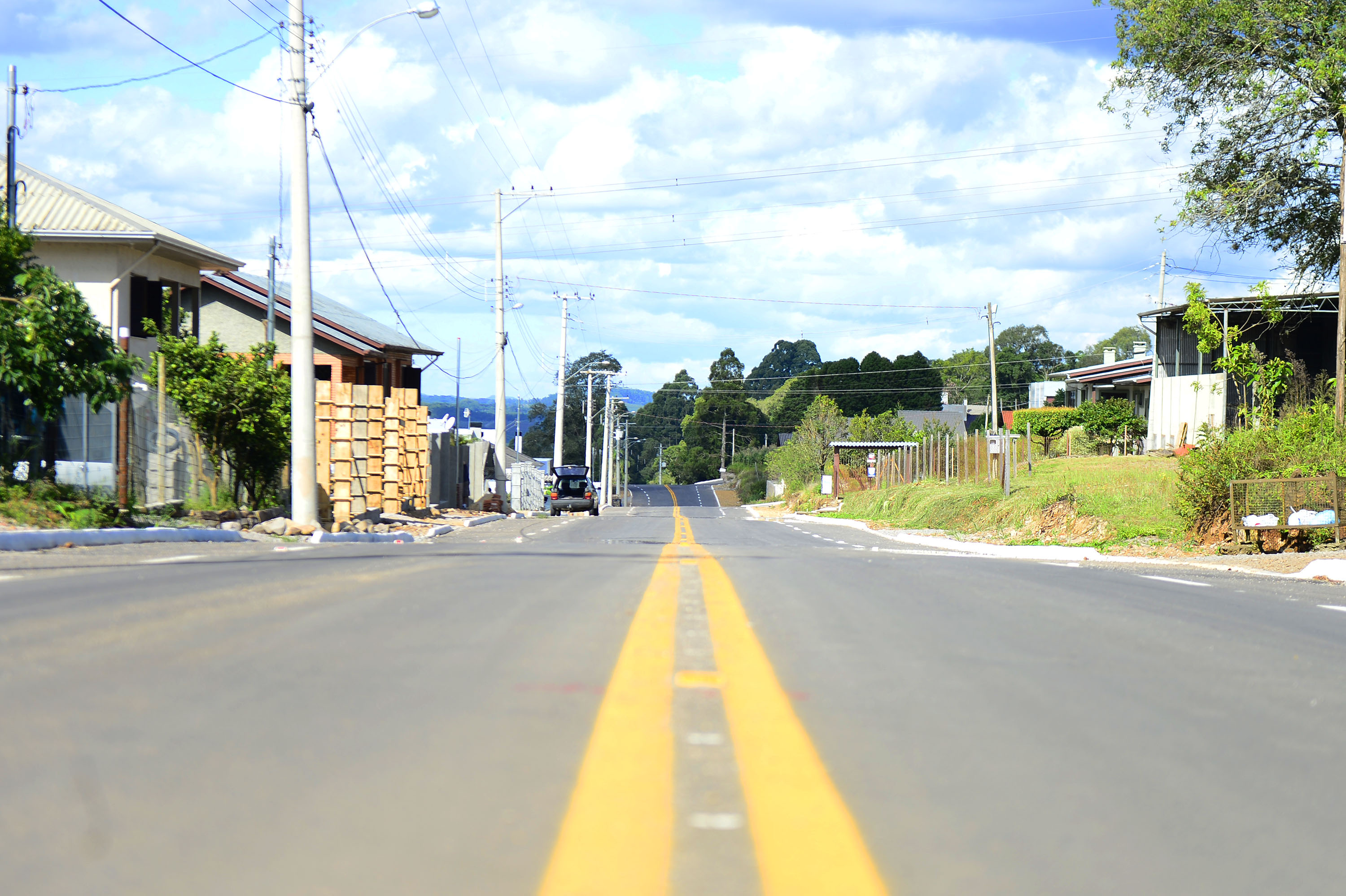 Entrega de obra: Codeca pavimentou Rua Padre Ângelo Tronca