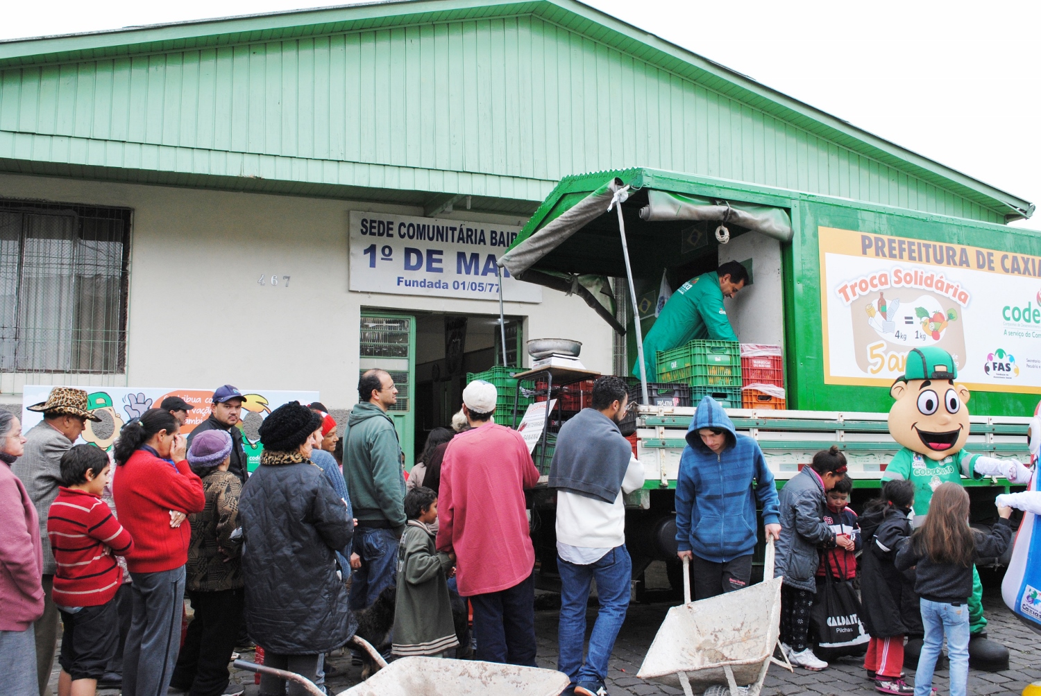  Sábado é dia da Troca Solidária
