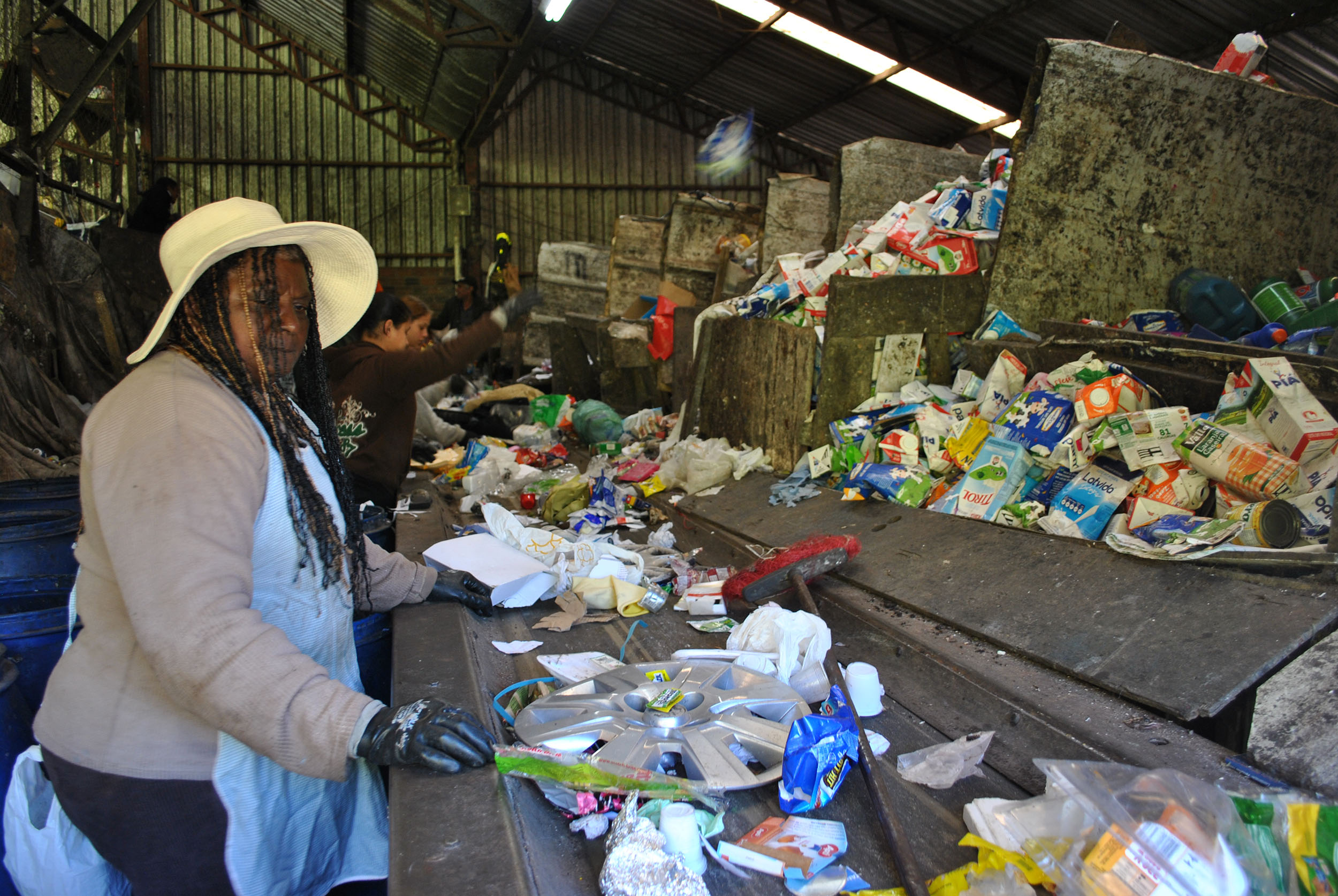  Codeca recolhe 90 toneladas de lixo seletivo por dia