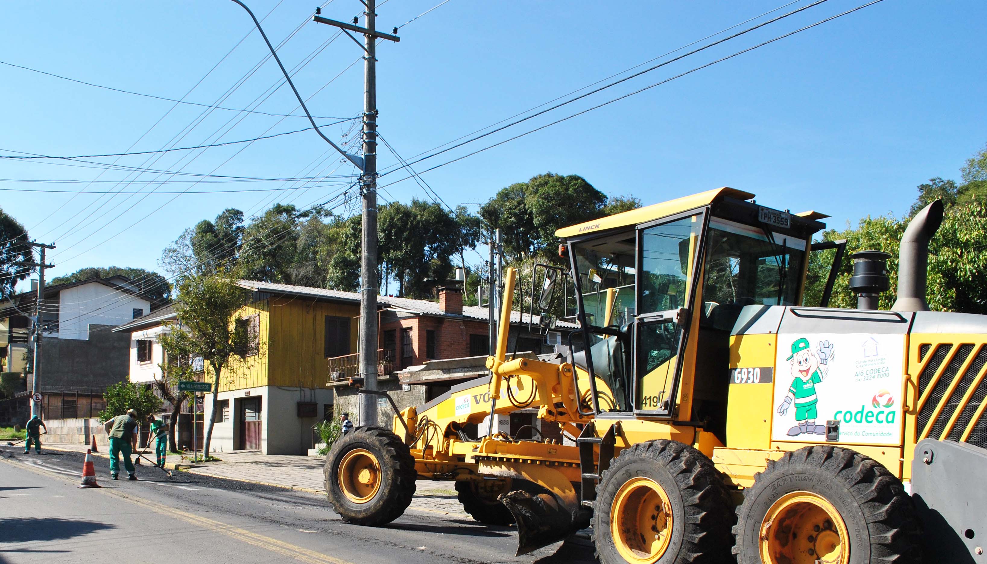  CODECA executa obras de recuperação asfáltica em dois pontos da cidade