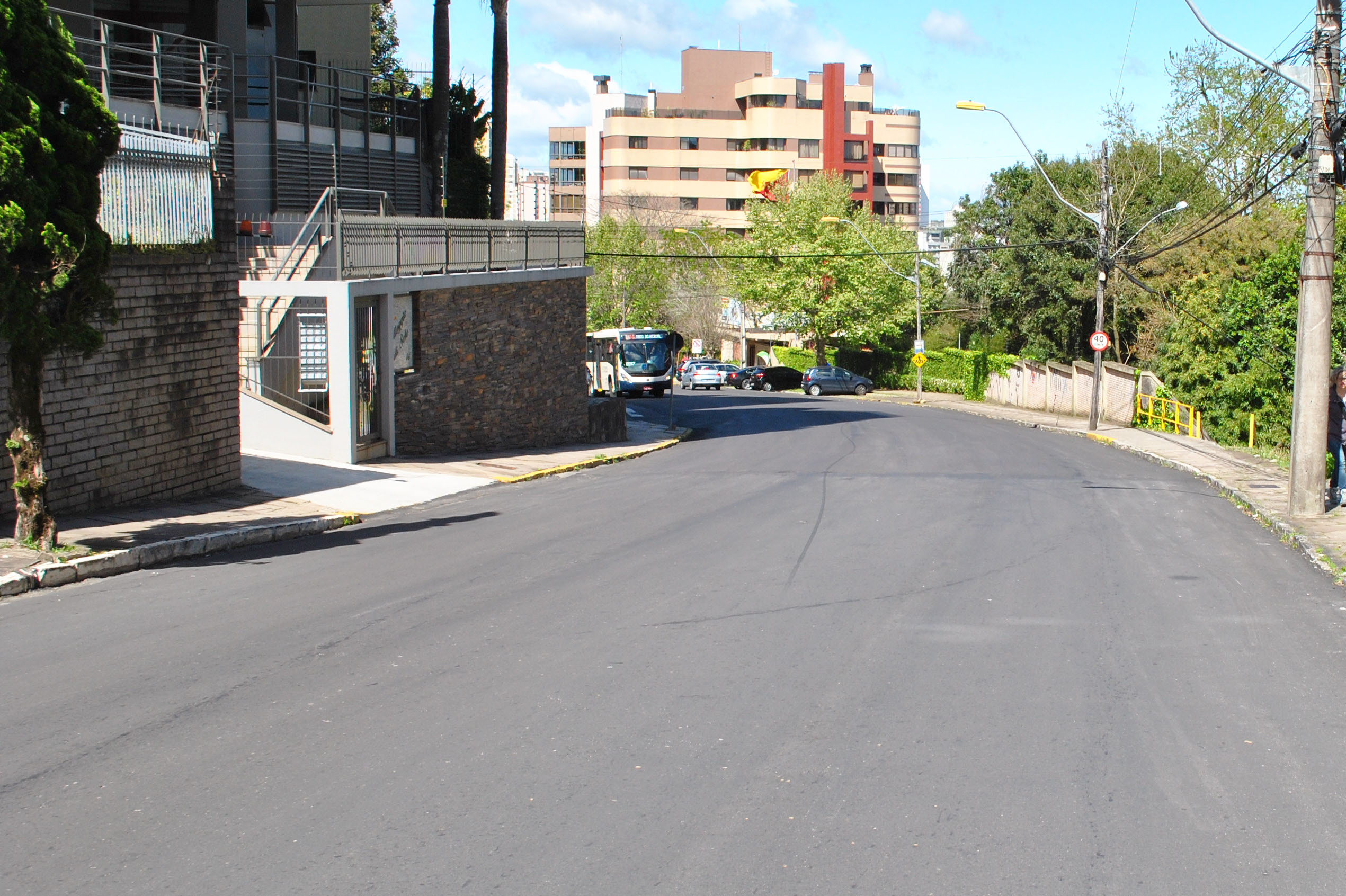  CODECA executa pavimentação asfáltica da Marquês do Herval