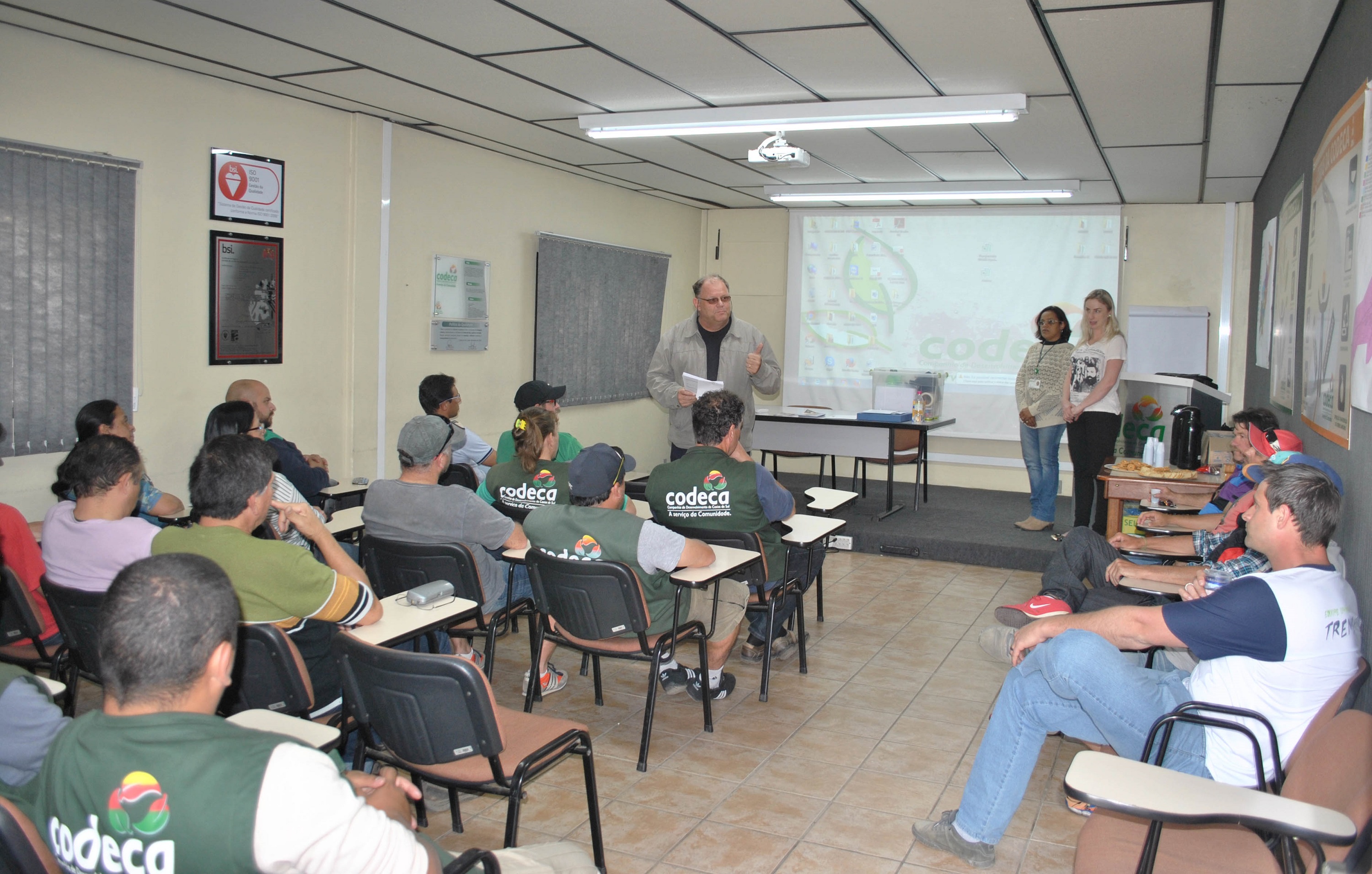 CODECA promove treinamento para chefias de diversos setores da companhia