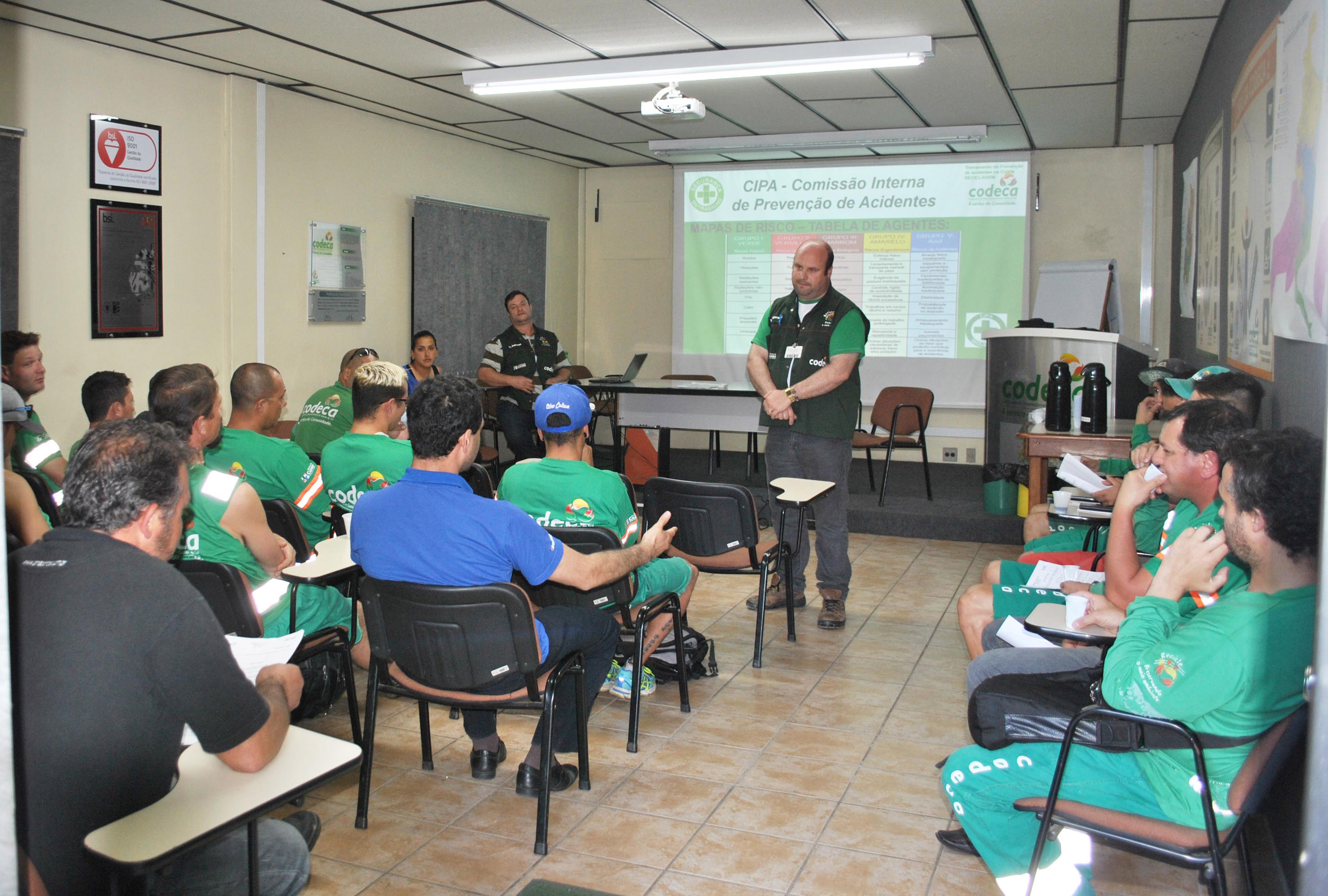  CODECA promove treinamentos para qualificar funcionários