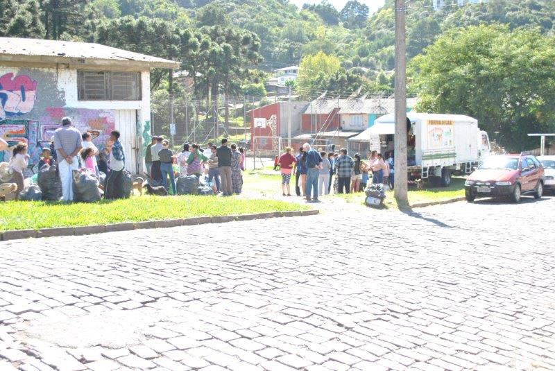  Troca Solidária beneficia cerca de 1,7 mil famílias por mês