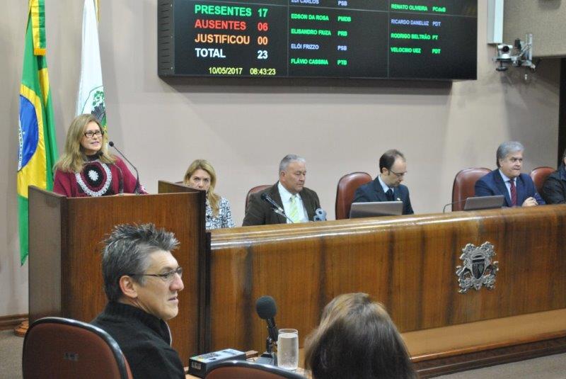  Codeca presta homenagem na Câmara de Vereadores pelo Dia do Gari