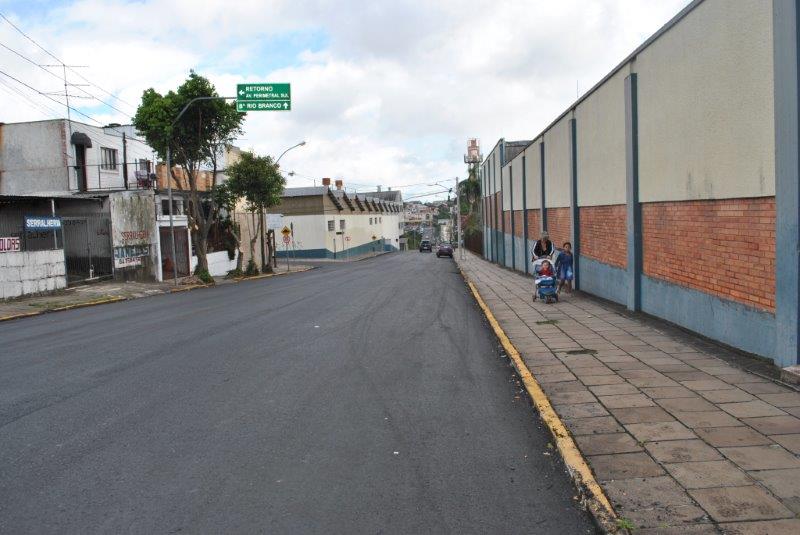 Codeca conclui recapeamento asfáltico na Travessa Rio Grande, no bairro Kayser