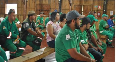  Funcionários participam de ação educativa pré-Carnaval 