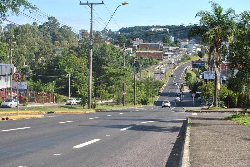  Codeca conclui primeiro trecho do capeamento asfáltico na Perimetral