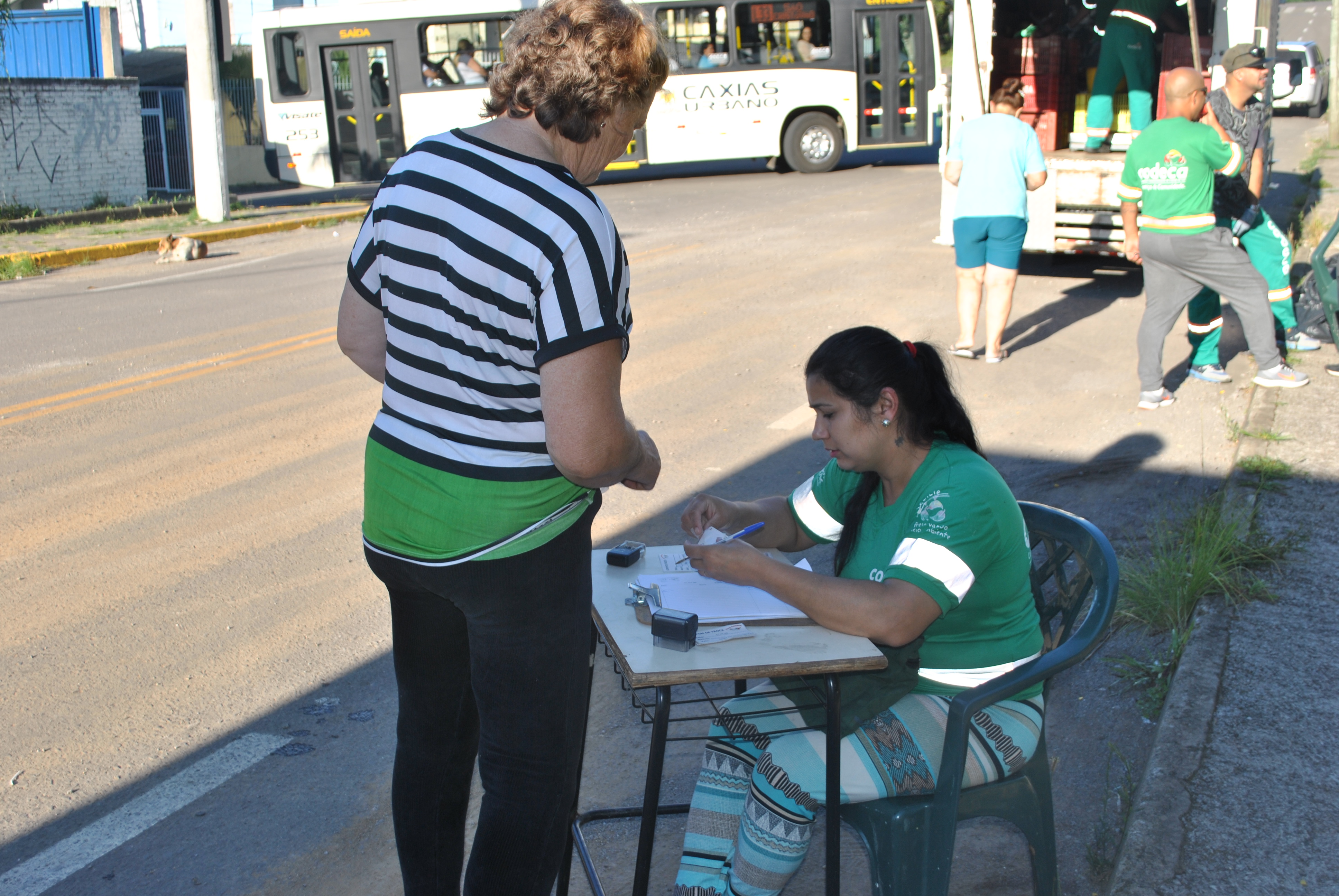  Após adesão de oito bairros, projeto Troca Solidária amplia resultados