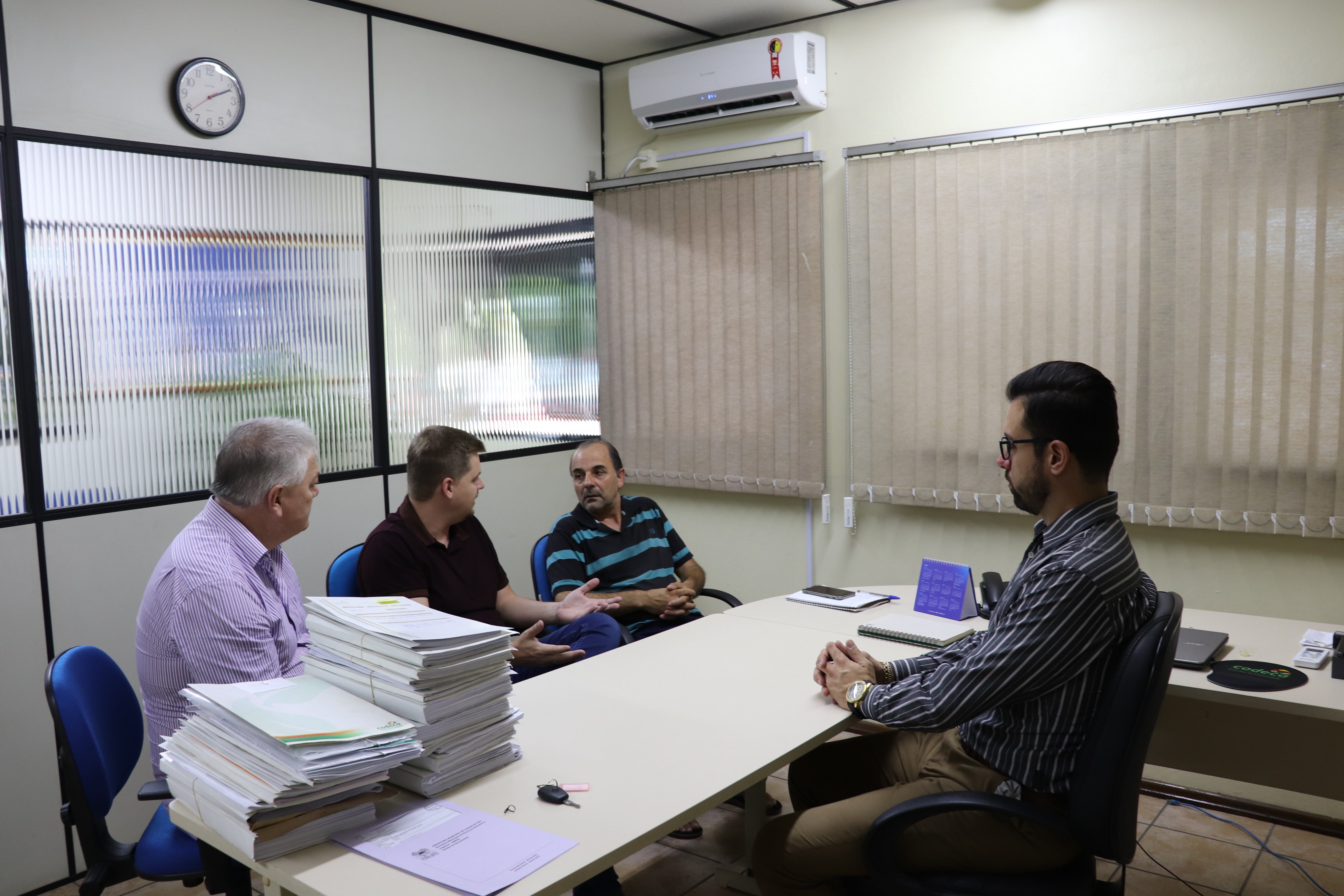  Diretoria da Codeca recebe presidente do bairro Panazzolo