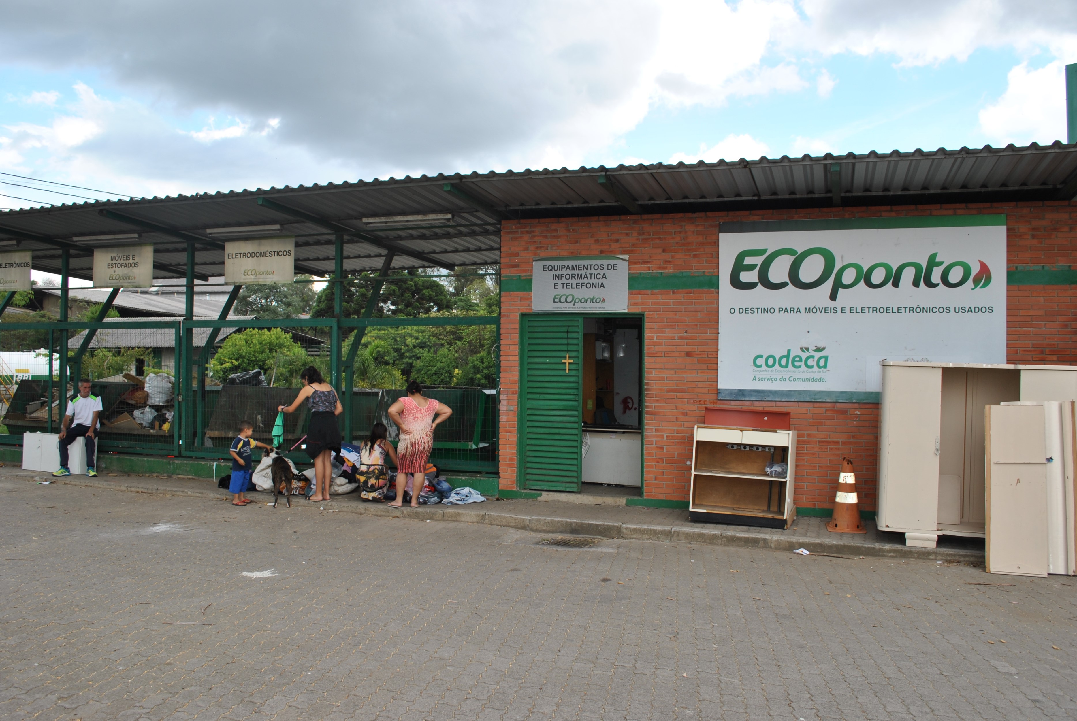  Descarte de móveis e eletroeletrônicos pode ser feito no Ecoponto da Codeca