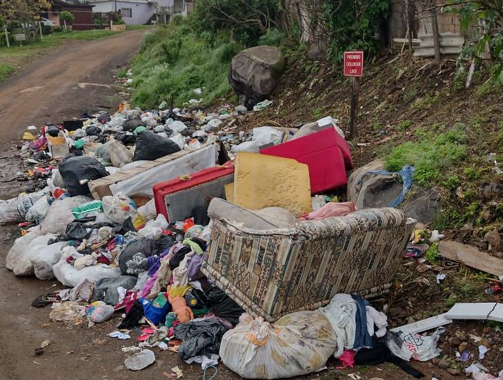   Codeca orienta sobre descarte correto de materiais de grande porte