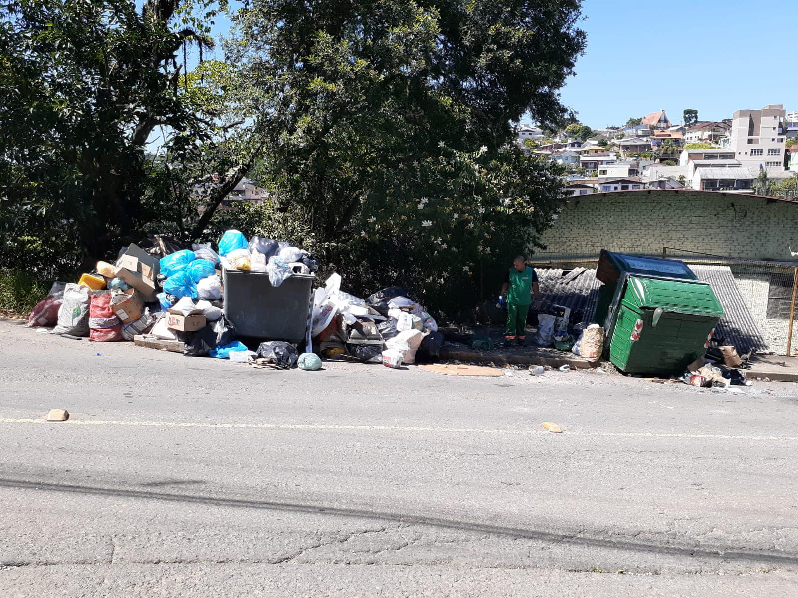  Com equipes emergenciais, Codeca recolhe 30 toneladas de resíduos seletivos no final de semana do Na