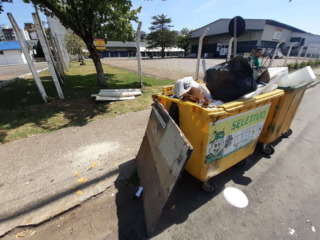  Codeca recolhe 35 toneladas de resíduos no final de semana do Ano Novo na área central da cidade