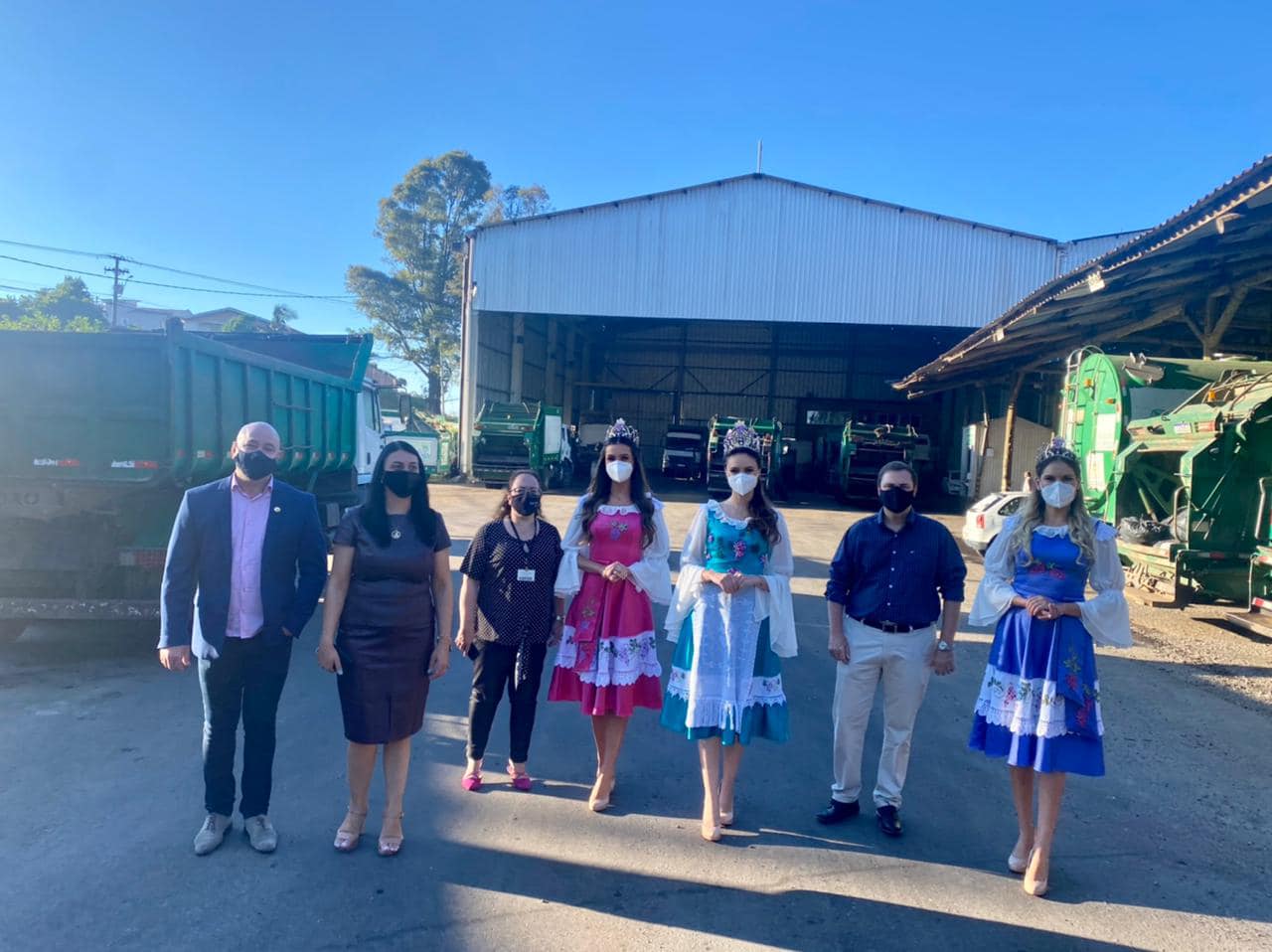  Codeca recebe a visita das Soberanas da Festa da Uva