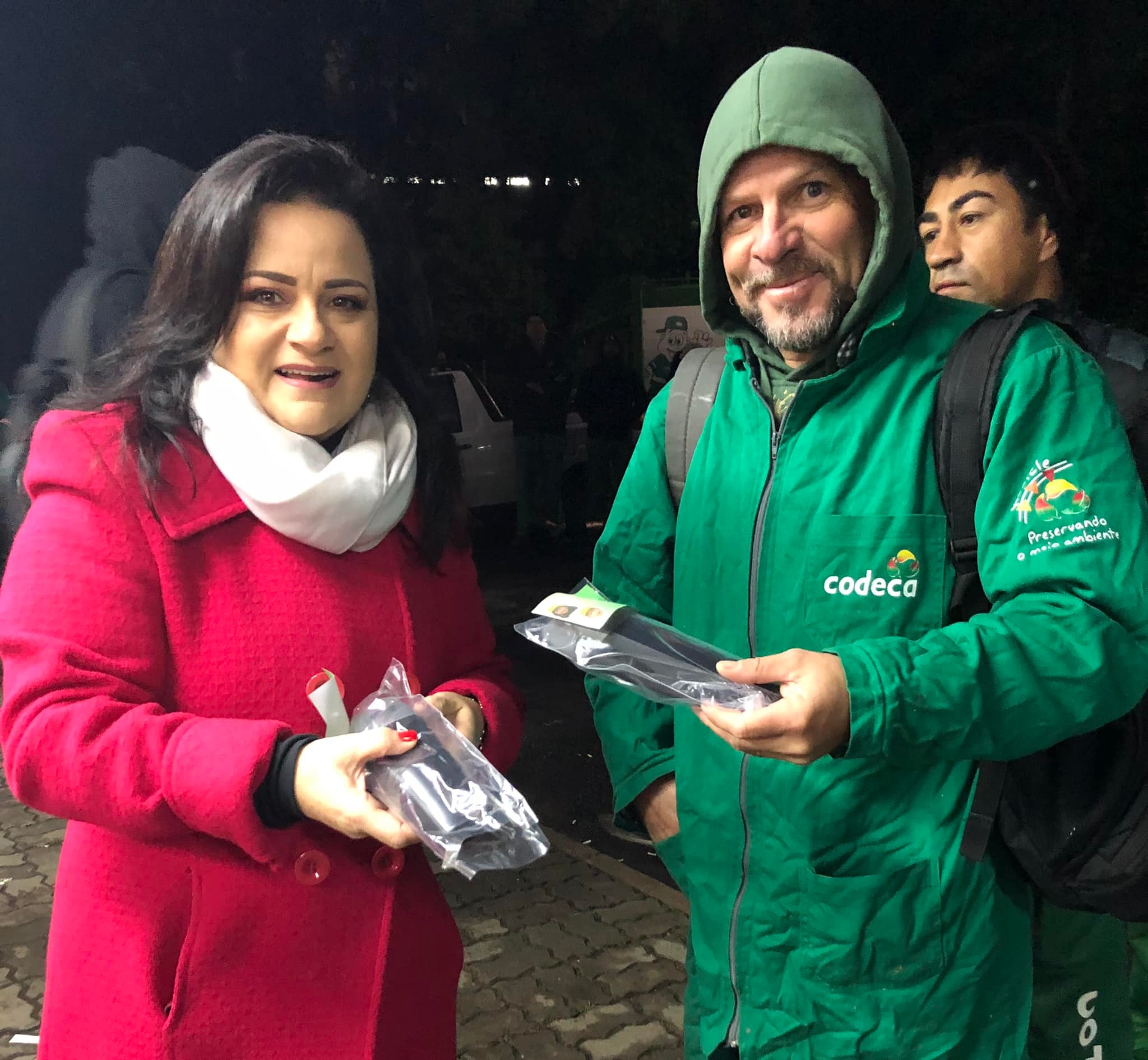  Codeca homenageia colaboradores no Dia do Gari