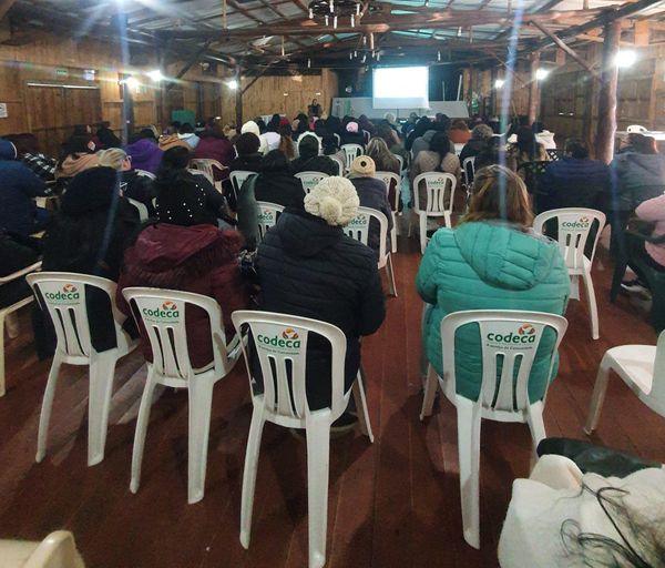  Merendeiras recebem capacitação 