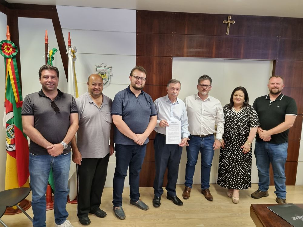  Prefeitura de Caxias do Sul assina convênio para regulação de resíduos sólidos