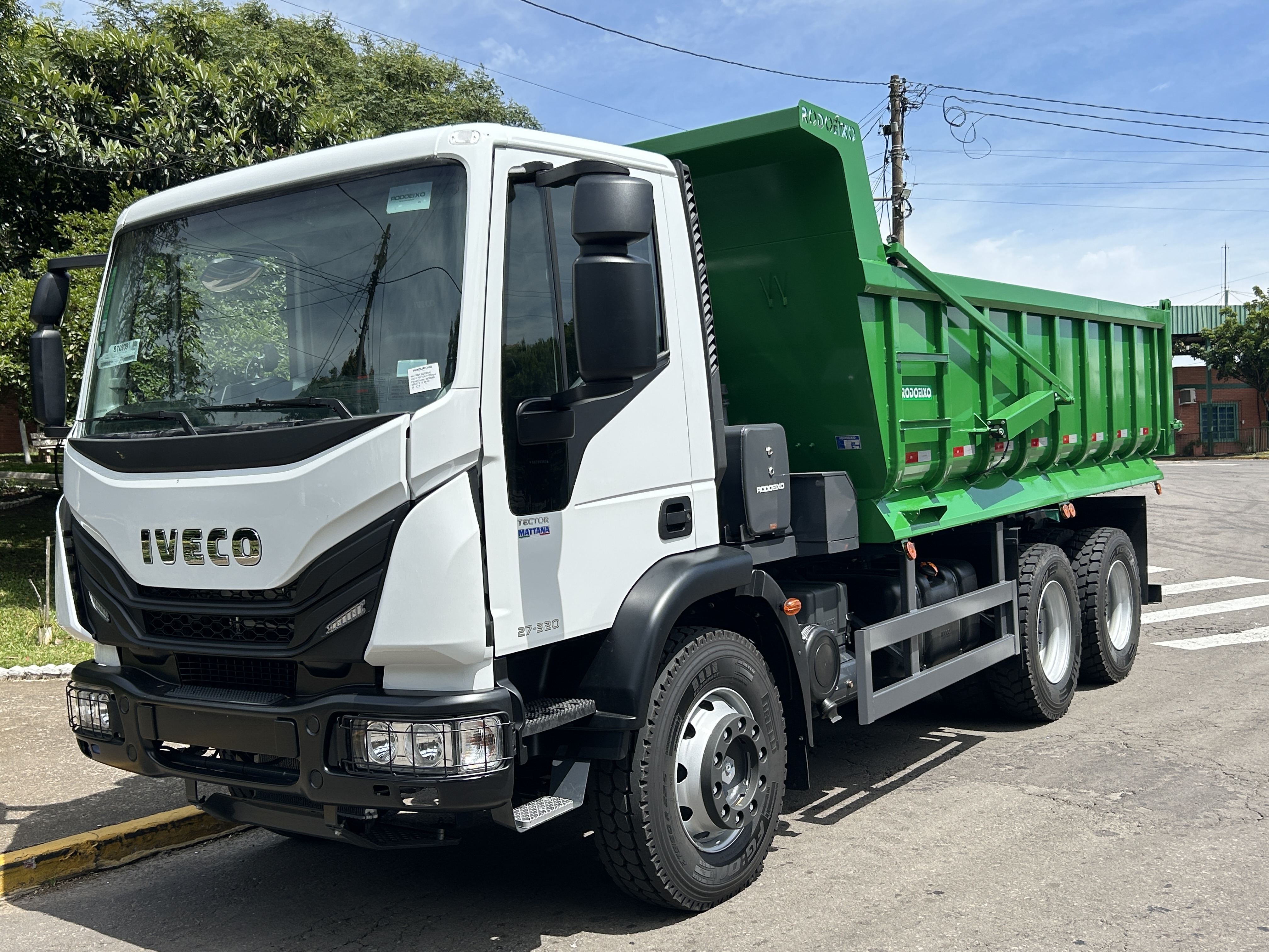  Construção Civil da Codeca recebe sexto caminhão caçamba em 2024