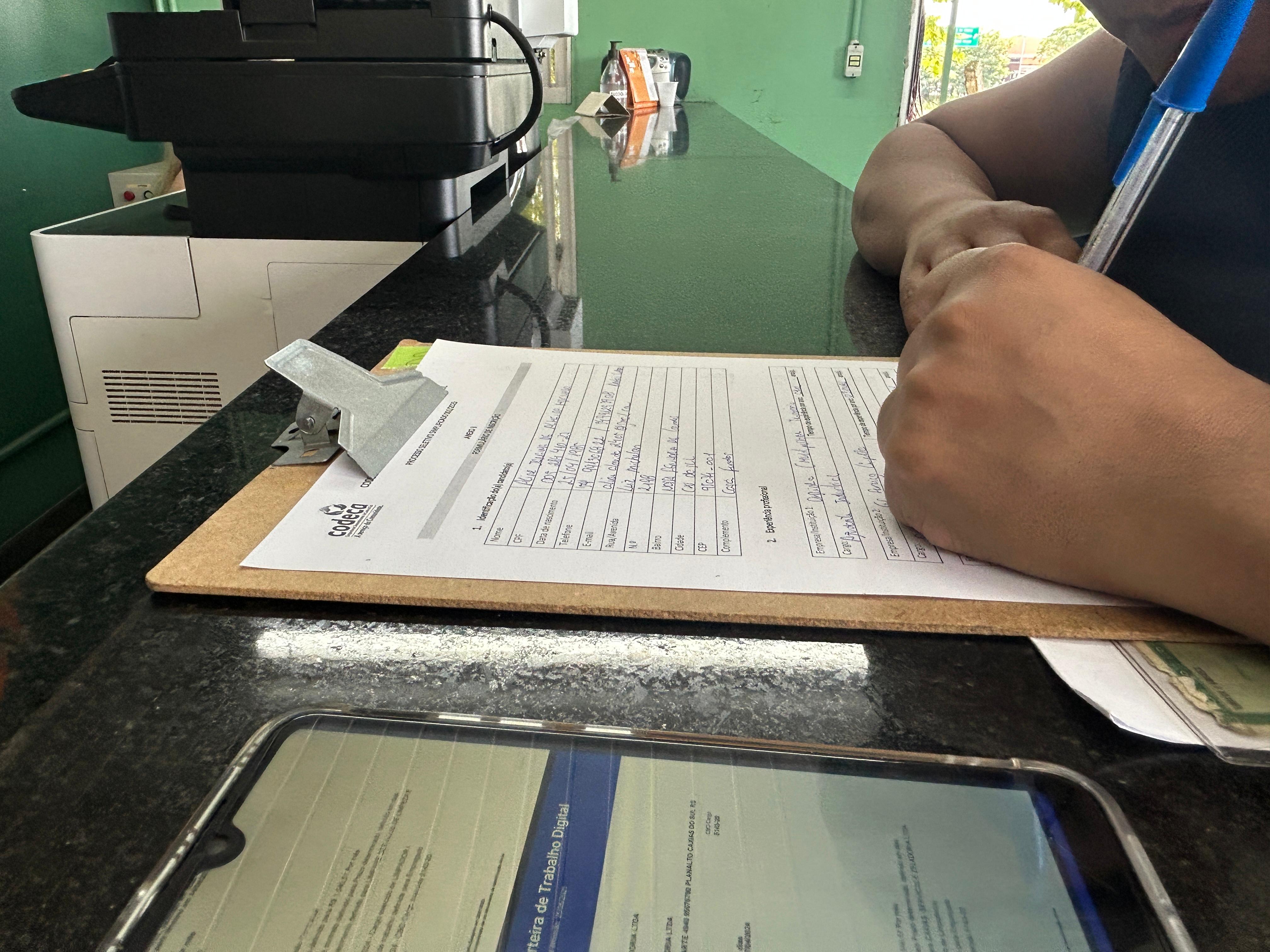  Codeca abre processo seletivo para auxiliares de limpeza