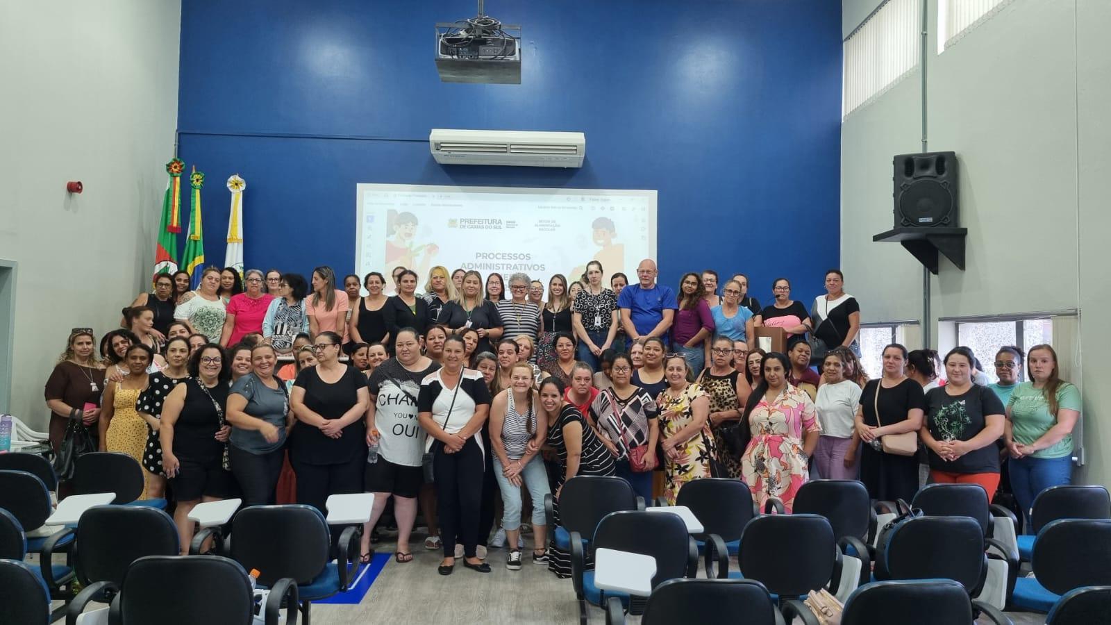  Volta às aulas: equipe da Codeca participa de capacitação em serviços de alimentação