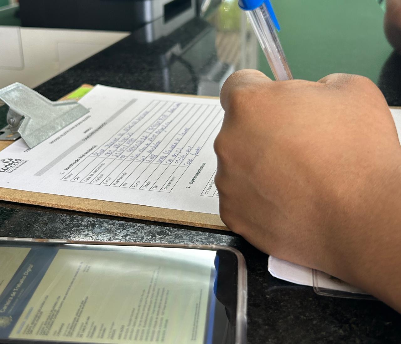  Codeca abre processo seletivo para contratação de cozinheiros e copeiro