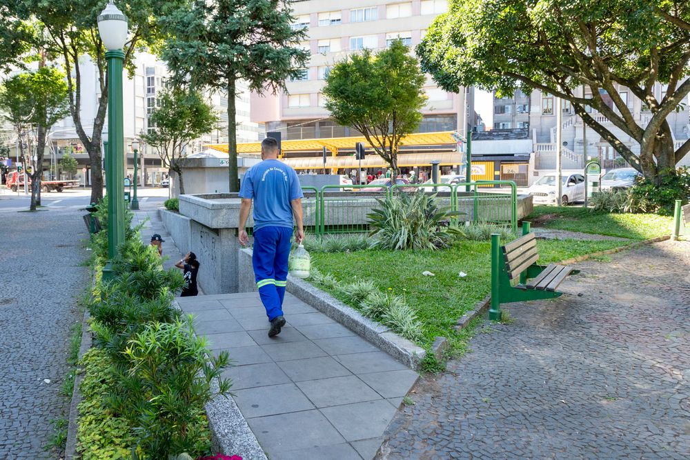  Prefeitura contrata a Codeca para assumir a manutenção dos banheiros públicos