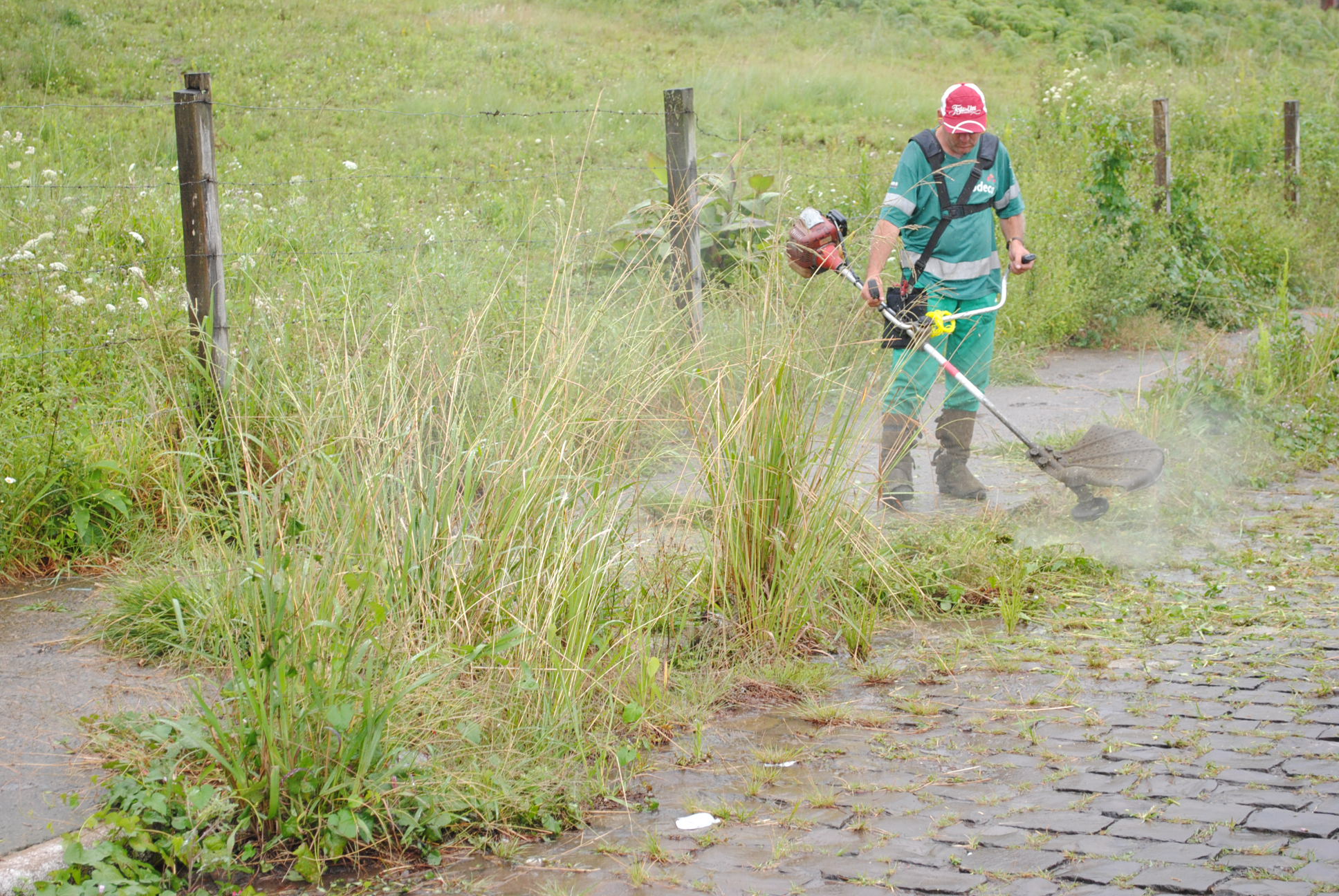  CODECA busca alternativa para atender demanda por roçadas