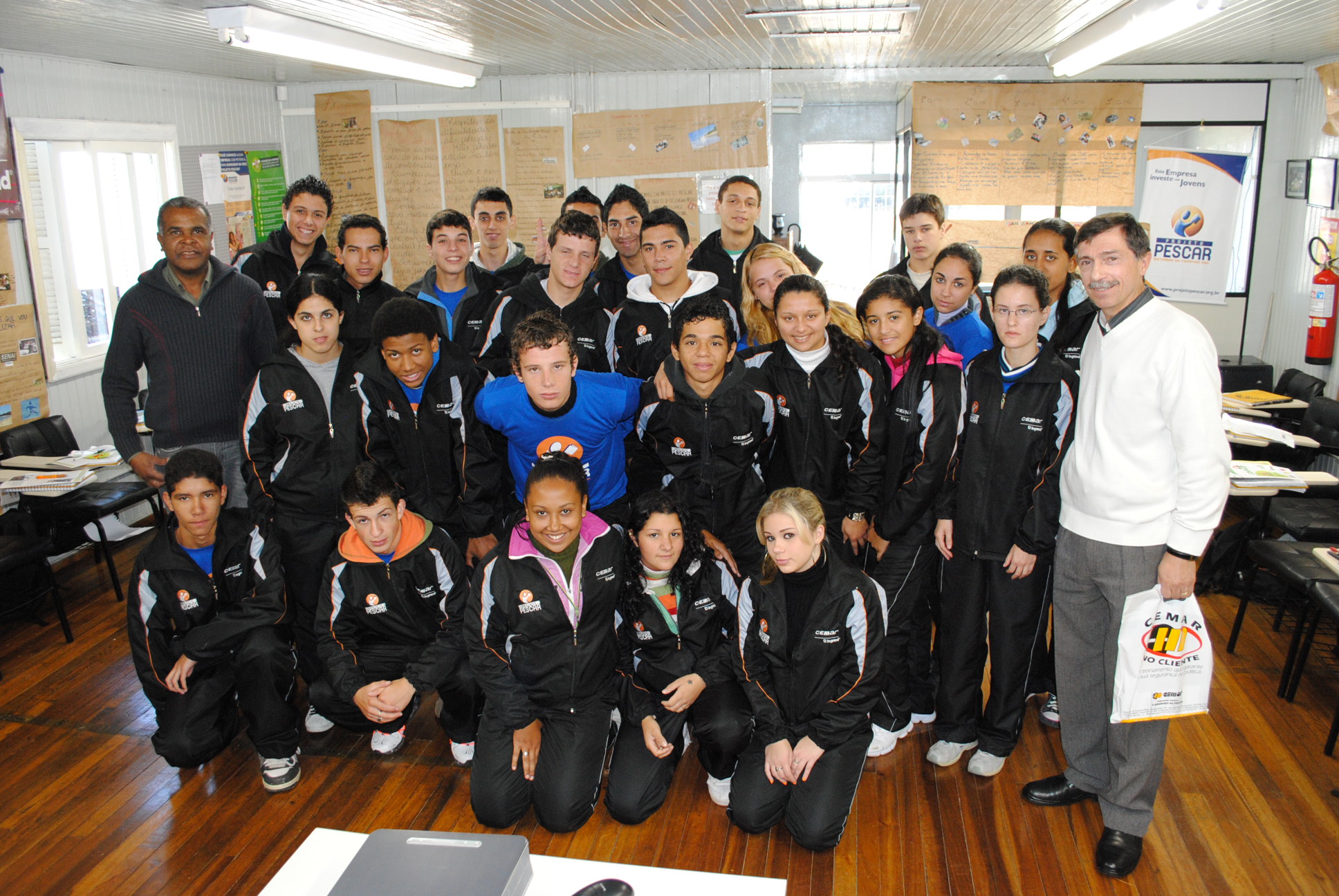  CODECA leva orientações a jovens do Projeto Pescar da empresa Cemar