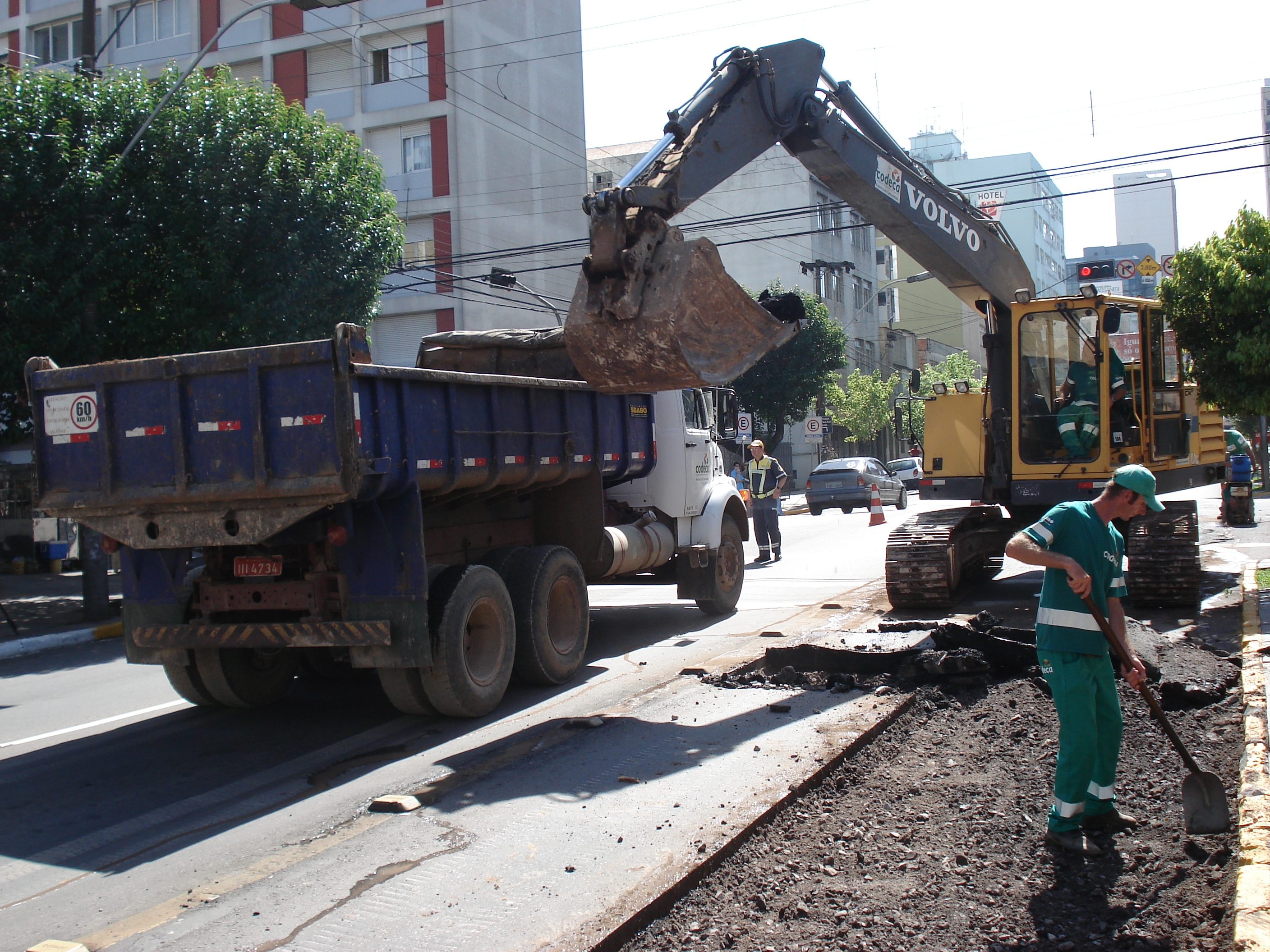  Com tempo seco, CODECA intensifica obras na área central