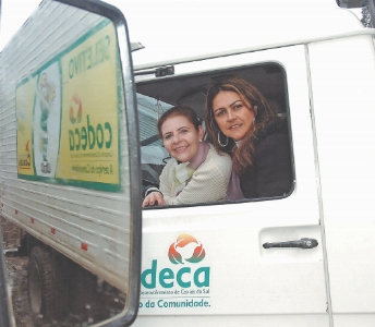  Dia do Motorista: Colaboradoras da CODECA são destaque no jornal Pioneiro