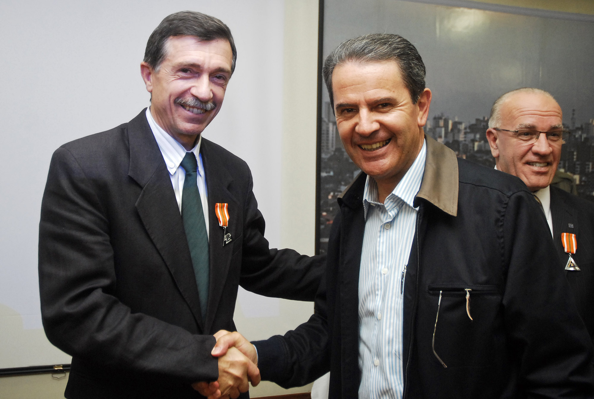  Diretor Presidente da CODECA recebe Medalha da Defesa Civil