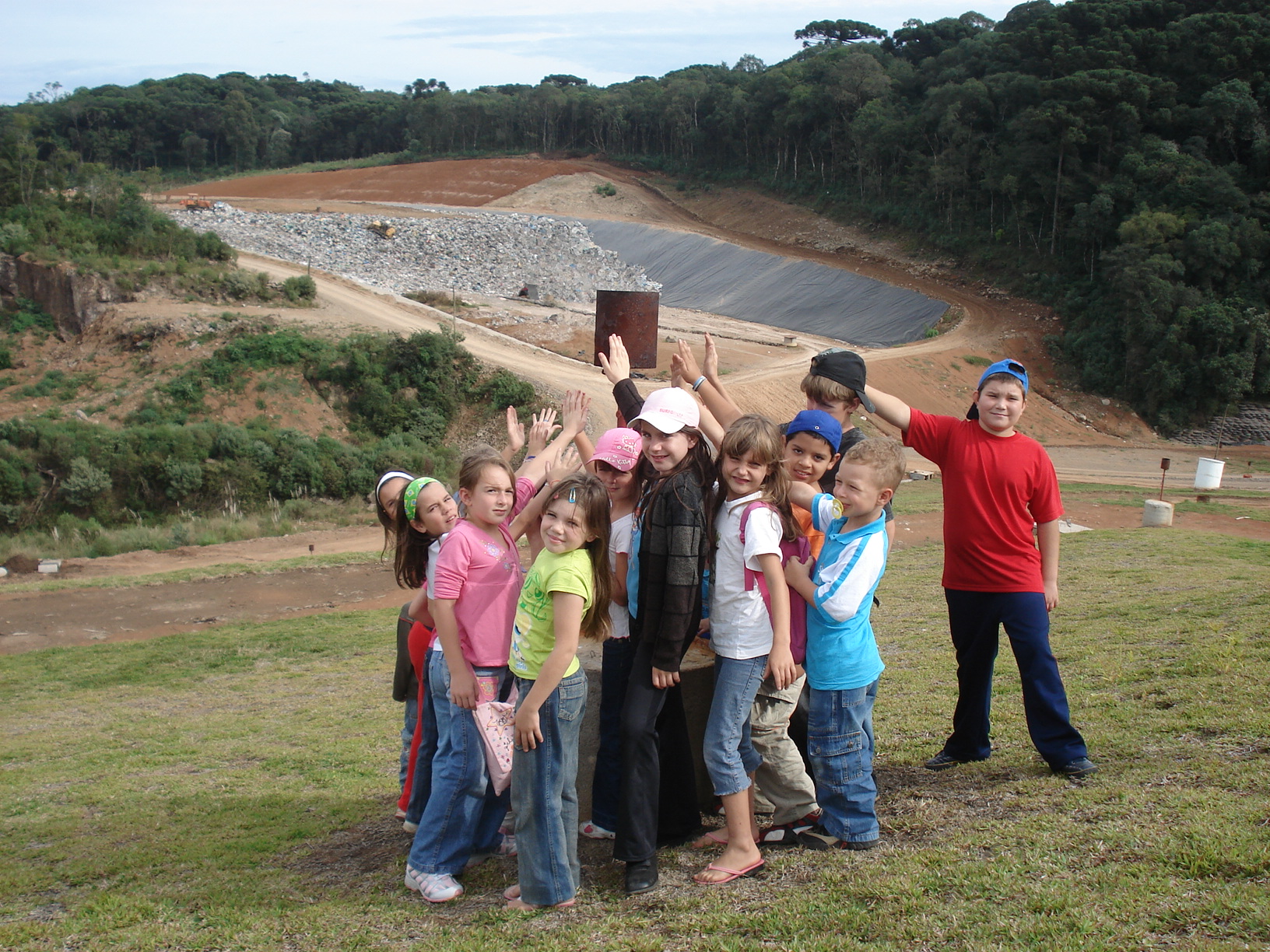  PASSEIO CAMINHOS DO LIXO E PALESTRAS DE CONSCIÊNCIA AMBIENTAL DA CODECA