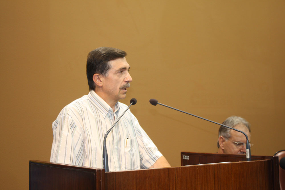  Câmara de Vereadores presta homenagem aos Garis	