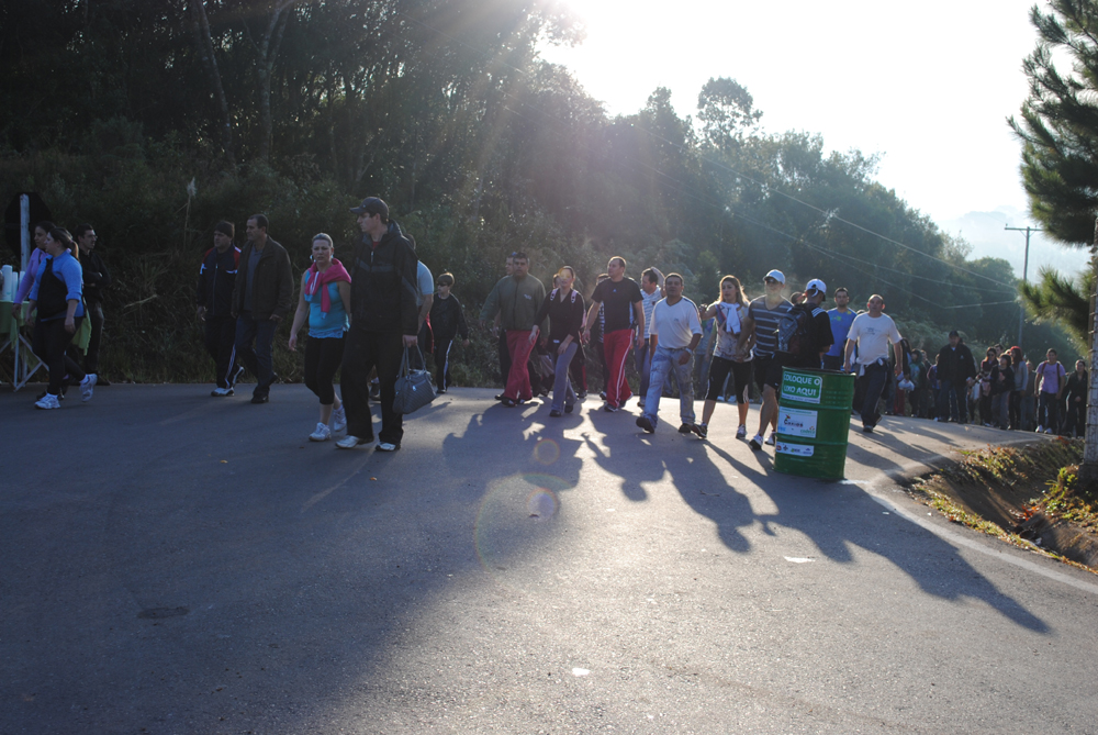  Romeiros colaboraram com o meio ambiente e utilizaram recipientes 