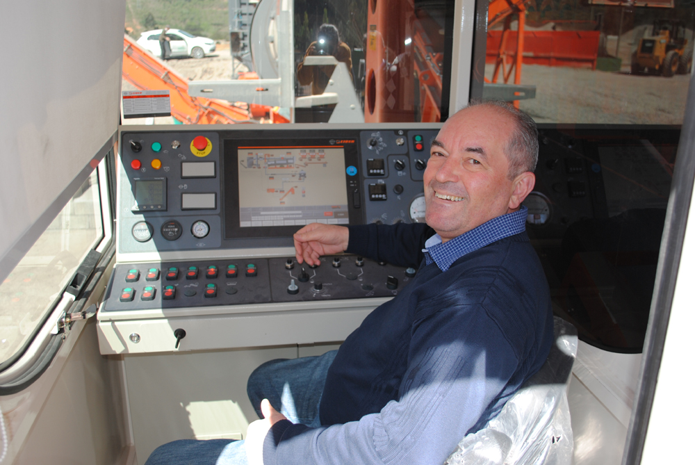  NOVA USINA DE ASFALTO DA CODECA ENTRA EM FUNCIONAMENTO