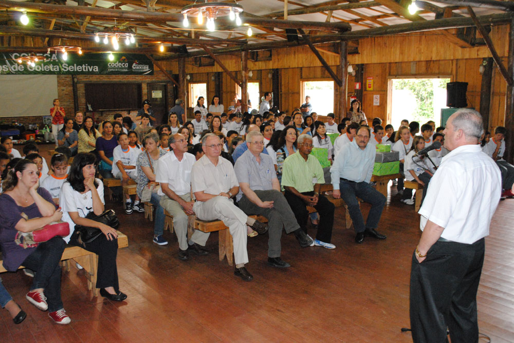  Premiação do Arte de Brincar Reciclando Valores reuniu escolas e professores   