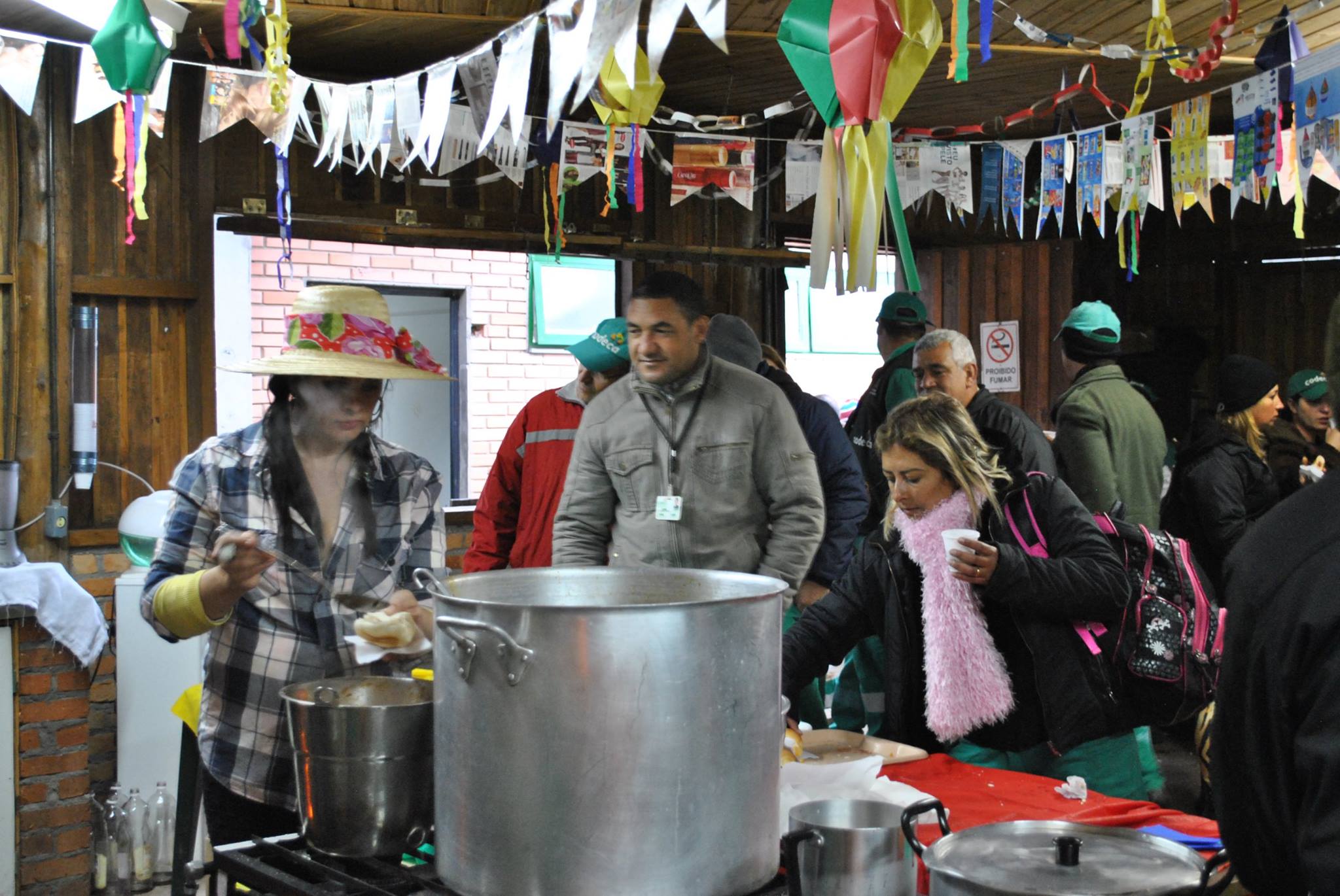  CODECA COMEMORA  SÃO JOÃO COM FESTA JUNINA PARA SEUS FUNCIONÁRIOS