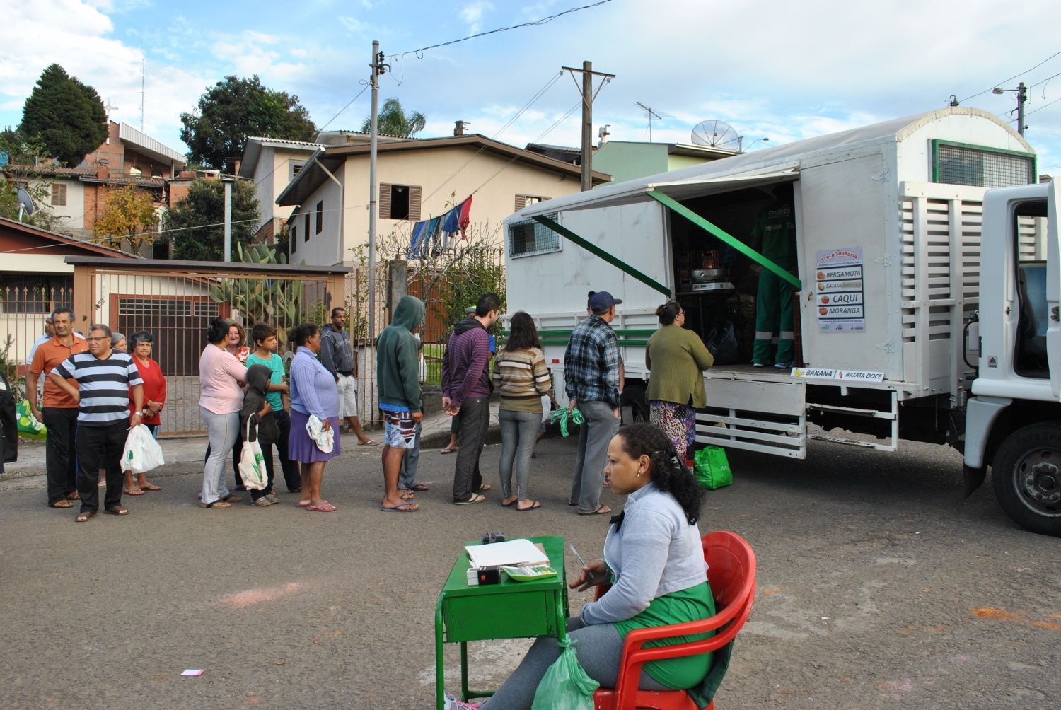  TROCA SOLIDÁRIA TEM MUDANÇA DE ENDEREÇO NA REGIÃO PORTINARI