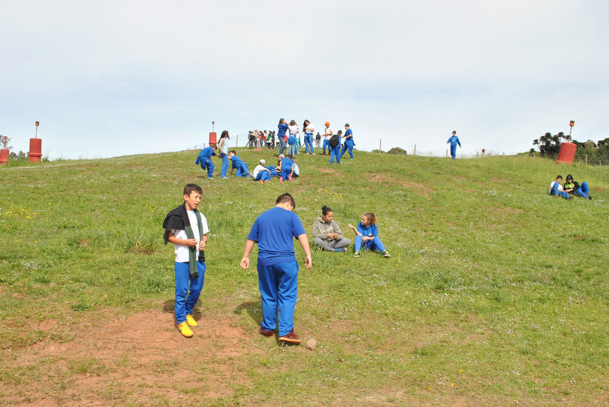  Escola Municipal Arnaldo Ballvê participa do Roteiro Caminhos do Lixo
