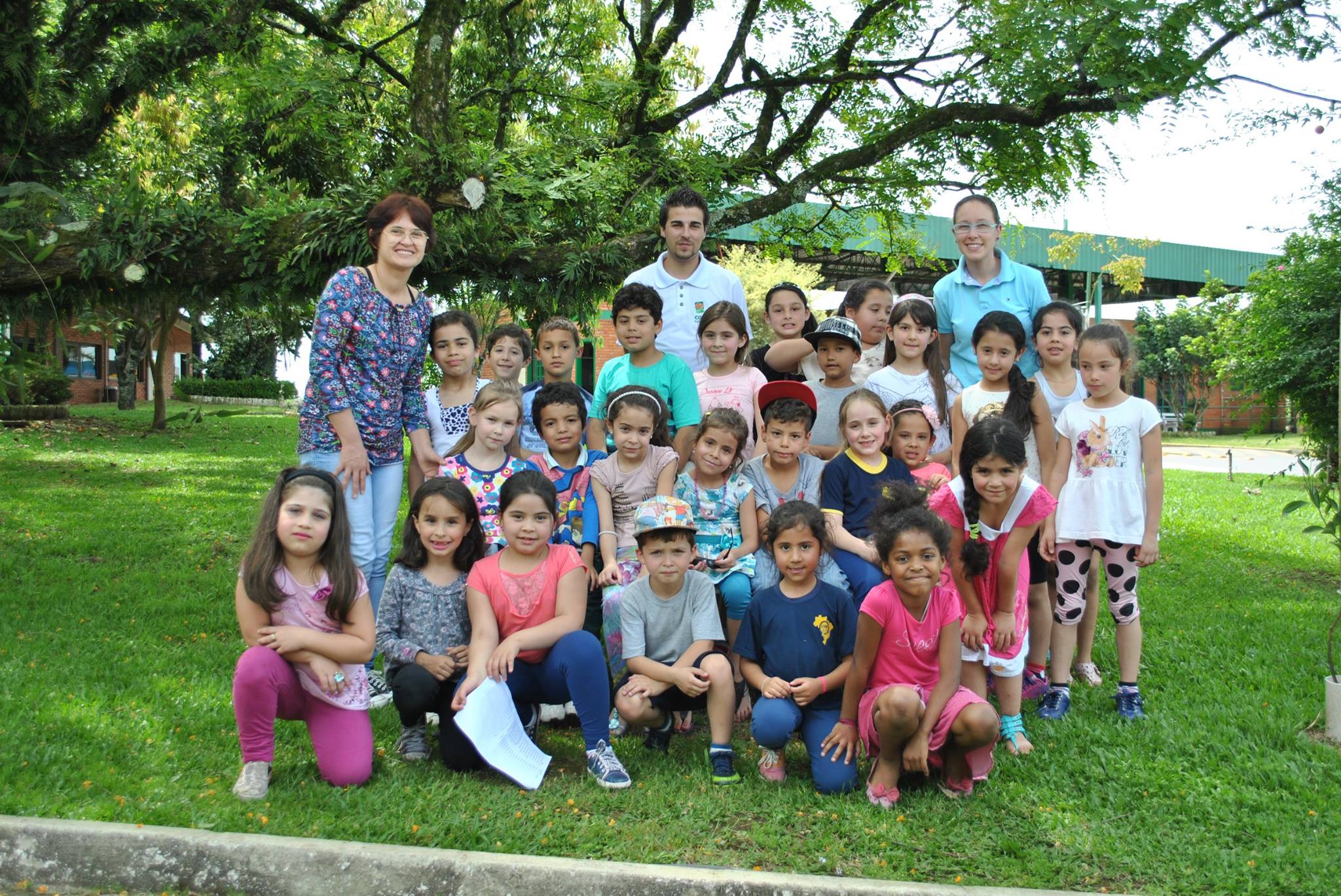  Escola Municipal Vereador Marcial Pisoni participa do Roteiro Caminhos do Lixo