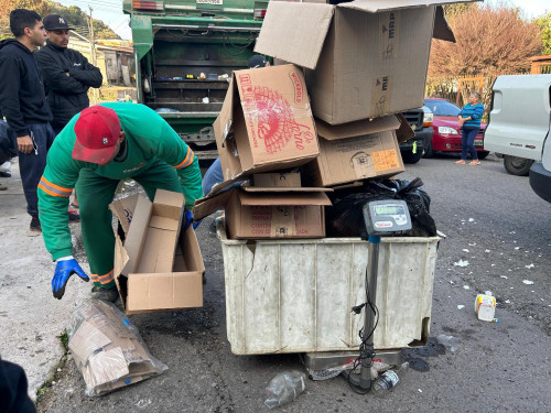 Troca Solidária ocorre neste sábado em 12 bairros e loteamentos