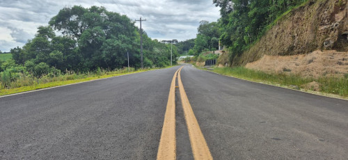 PavimentaÃ§Ã£o da Estrada de SÃ£o Valentim da 6Âª LÃ©gua Ã© entregue Ã  comunidade