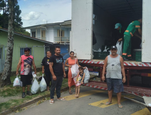 Troca Solidária bate recorde em 2025 com aumento de 28% na distribuição de alimentos