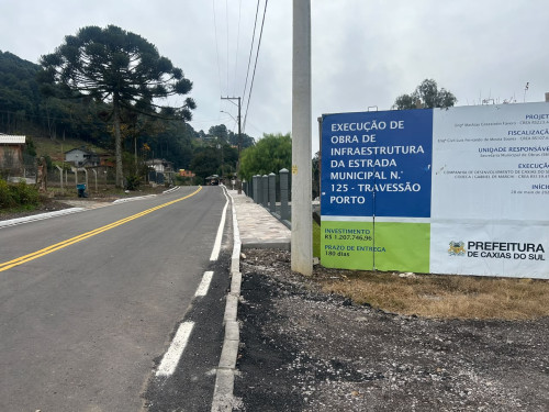 Codeca conclui a pavimentação de trecho do Travessão Porto